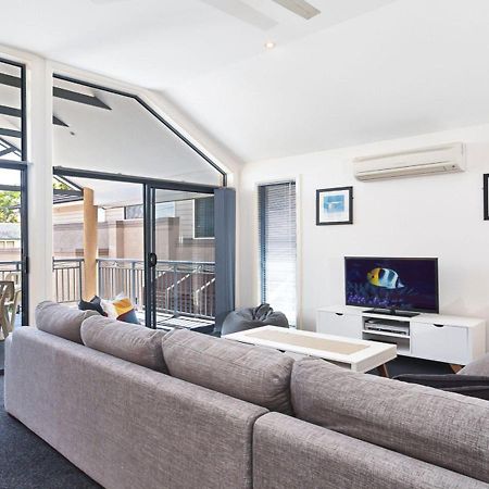 Sienna, 27A Christmas Bush Avenue - Duplex With Aircon, Wi-Fi And Close To Dutchie'S Beach เนลสันเบย์ ภายนอก รูปภาพ