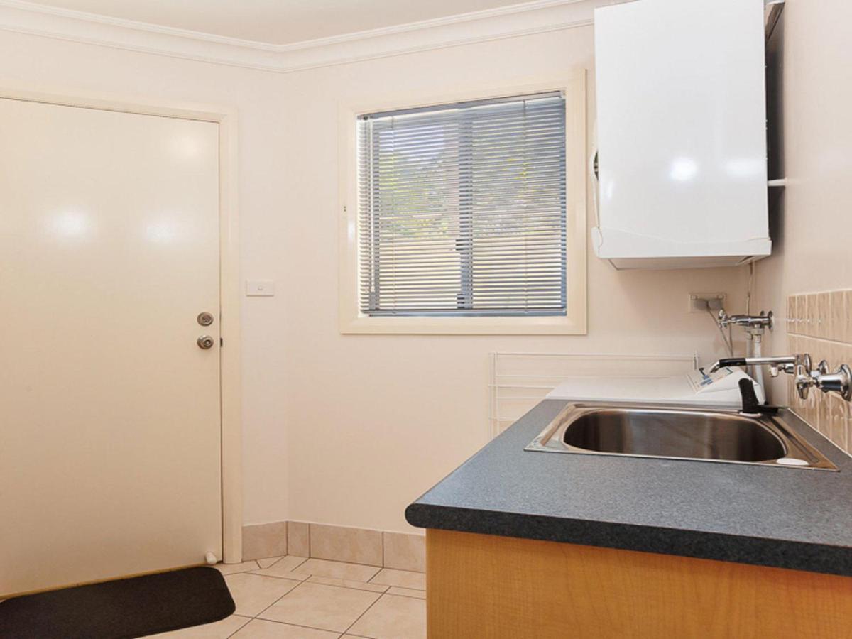 Sienna, 27A Christmas Bush Avenue - Duplex With Aircon, Wi-Fi And Close To Dutchie'S Beach เนลสันเบย์ ภายนอก รูปภาพ